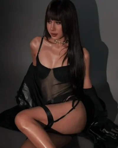 Kaity photo 4, asian, slim, brunette, 170 cm, 52 kg, Small bust, Hong Kong