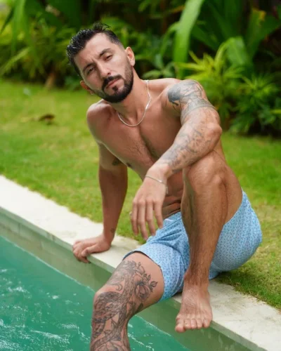 Bayram photo 15, mixed, athletic, black hair, 178 cm, 72 kg, Hong Kong