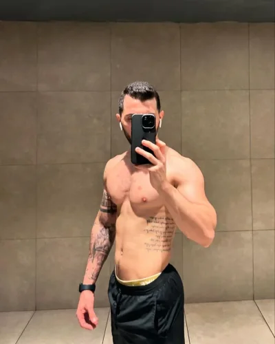 Bayram photo 2, mixed, athletic, black hair, 178 cm, 72 kg, Hong Kong