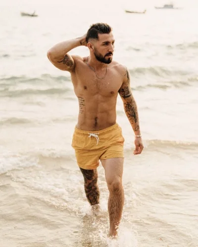 Bayram photo 8, mixed, athletic, black hair, 178 cm, 72 kg, Hong Kong