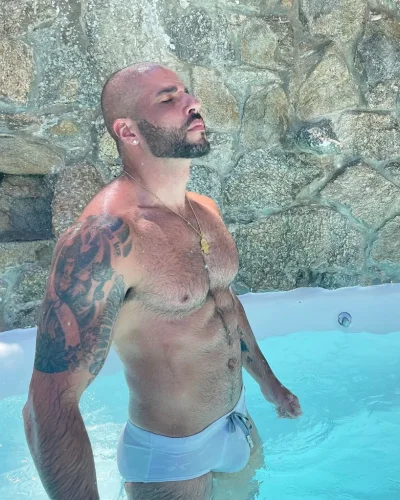 Sultan photo 28, european, curvy, brunette, 188 cm, 93 kg, Hong Kong