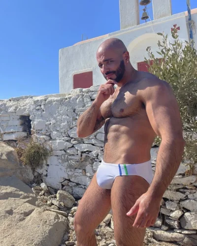 Sultan photo 32, european, curvy, brunette, 188 cm, 93 kg, Hong Kong