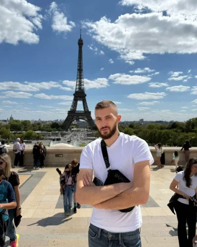 Spencer photo 5, european, average, brunette, 193 cm, 79 kg, Hong Kong