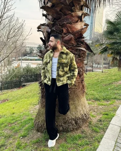 Burak photo 2, asian, average, black hair, 183 cm, 70 kg, Hong Kong