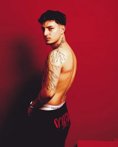 Cem photo 11, mixed, athletic, brunette, 175 cm, 70 kg, Hong Kong