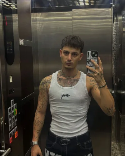 Cem photo 4, mixed, athletic, brunette, 175 cm, 70 kg, Hong Kong