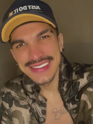 Donato photo 1, latino, athletic, black hair, 183 cm, 79 kg, Hong Kong