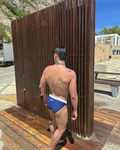 Donato photo 8, latino, athletic, black hair, 183 cm, 79 kg, Hong Kong