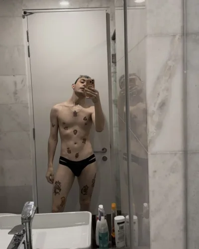 Zarussi photo 6, slavic, average, blonde hair, 180 cm, 65 kg, Hong Kong