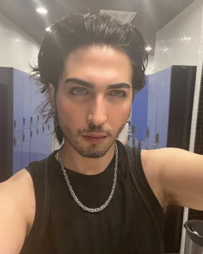 Rex photo 4, european, athletic, black hair, 183 cm, 83 kg, Hong Kong