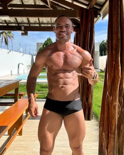 Vidal photo 19, latino, athletic, black hair, 175 cm, 74 kg, Hong Kong