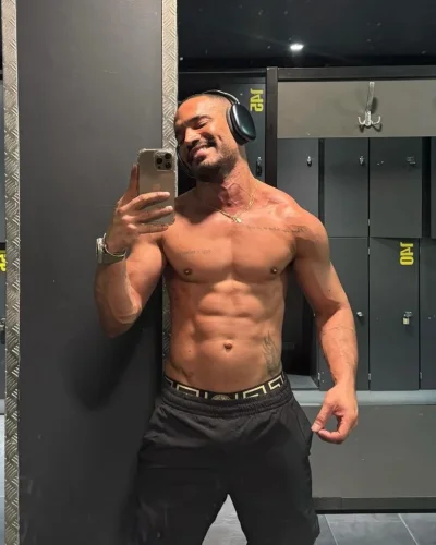 Vidal photo 29, latino, athletic, black hair, 175 cm, 74 kg, Hong Kong