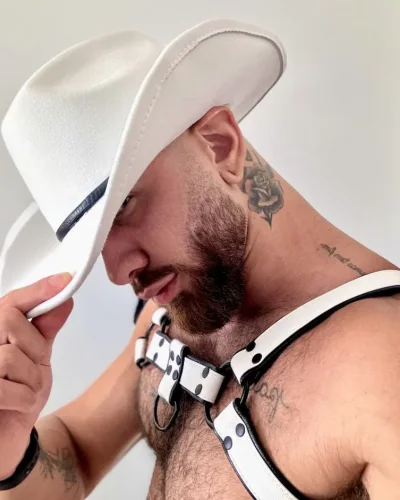 Vynicius photo 23, latino, curvy, brunette, 180 cm, 81 kg, Hong Kong