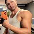 Vynicius photo 25, latino, curvy, brunette, 180 cm, 81 kg, Hong Kong