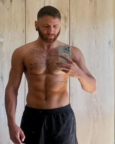 Vynicius photo 4, latino, curvy, brunette, 180 cm, 81 kg, Hong Kong