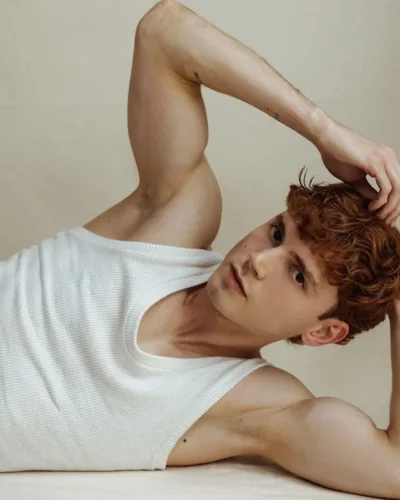 Cassius photo 9, european, slim, brunette, 183 cm, 61 kg, Hong Kong