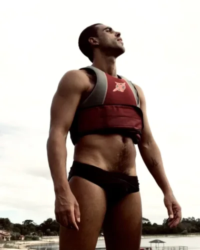Roberto photo 15, latino, curvy, black hair, 183 cm, 93 kg, Hong Kong