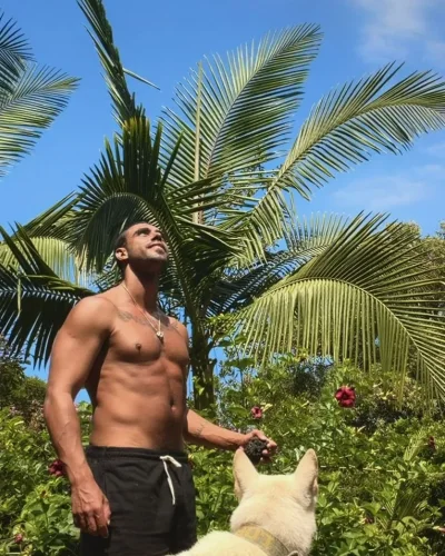 Roberto photo 43, latino, curvy, black hair, 183 cm, 93 kg, Hong Kong