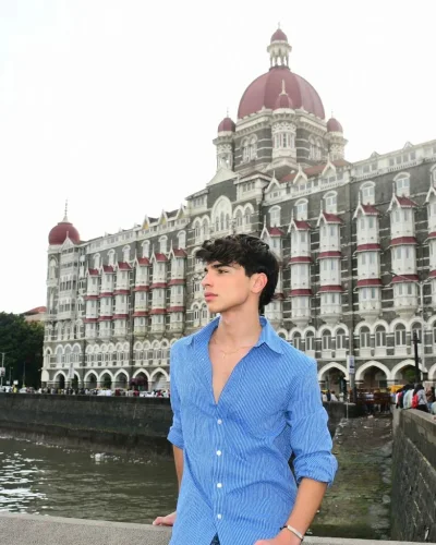Byron photo 26, latino, average, black hair, 173 cm, 65 kg, Hong Kong