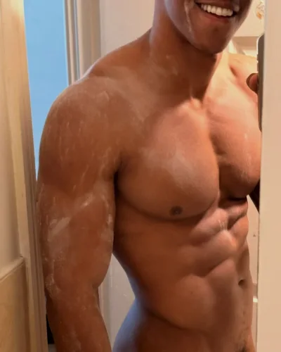 Sebastian photo 9, ebony / black, curvy, black hair, 183 cm, 90 kg, Hong Kong