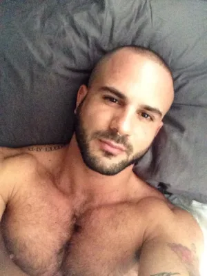 Yarin photo 1, european, athletic, blonde hair, 180 cm, 79 kg, Hong Kong