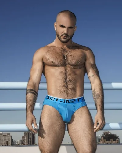 Yarin photo 27, european, athletic, blonde hair, 180 cm, 79 kg, Hong Kong