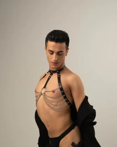 Ivan photo 22, latino, curvy, black hair, 170 cm, 77 kg, Hong Kong