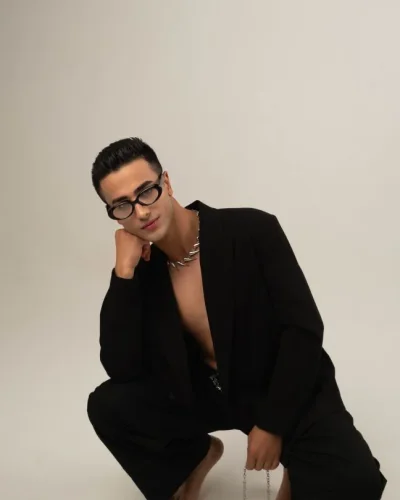 Ivan photo 23, latino, curvy, black hair, 170 cm, 77 kg, Hong Kong