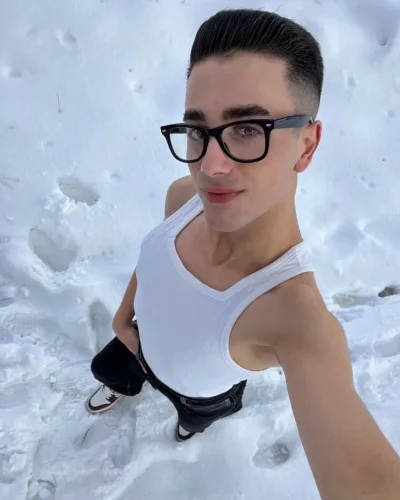 Ivan photo 7, latino, curvy, black hair, 170 cm, 77 kg, Hong Kong