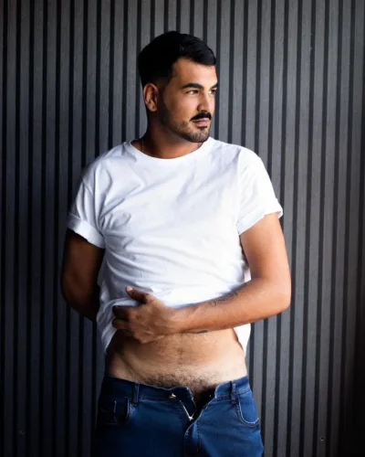Vensky photo 3, latino, athletic, black hair, 195 cm, 95 kg, Hong Kong