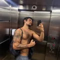 August photo 8, latino, curvy, black hair, 190 cm, 93 kg, Hong Kong