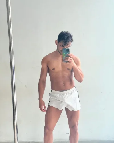 Alfred photo 3, mixed, average, black hair, 173 cm, 63 kg, Hong Kong