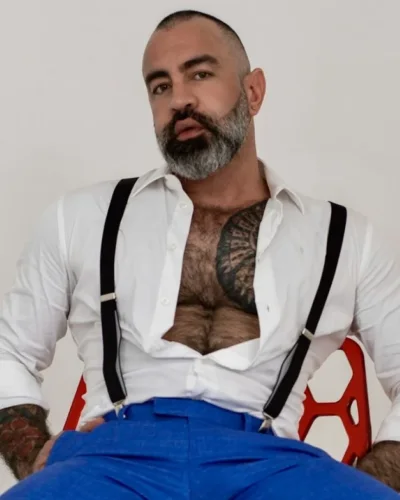 Theodoros photo 2, european, curvy, brunette, 180 cm, 90 kg, Hong Kong