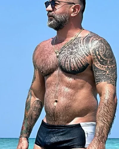 Theodoros photo 6, european, curvy, brunette, 180 cm, 90 kg, Hong Kong