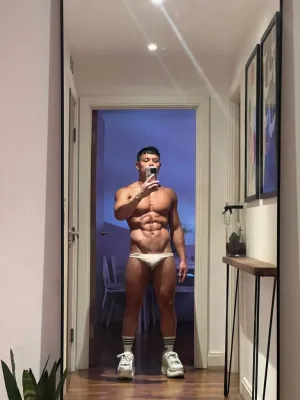 Axl photo 1, mixed, athletic, black hair, 170 cm, 72 kg, Hong Kong