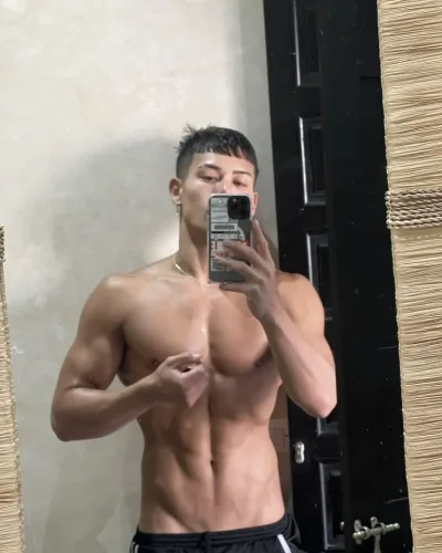 Axl photo 4, mixed, athletic, black hair, 170 cm, 72 kg, Hong Kong