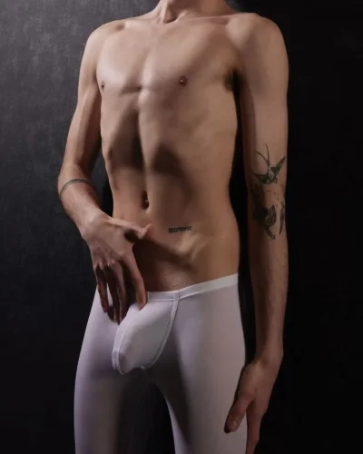 Noel photo 31, slavic, slim, brunette, 183 cm, 63 kg, Hong Kong
