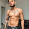 Yan photo 5, latino, athletic, black hair, 180 cm, 77 kg, Hong Kong