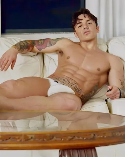 Vince photo 7, latino, athletic, brunette, 185 cm, 83 kg, Hong Kong
