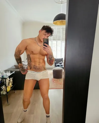 Vince photo 9, latino, athletic, brunette, 185 cm, 83 kg, Hong Kong