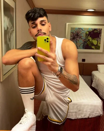 Zejdan photo 1, latino, athletic, black hair, 183 cm, 77 kg, Hong Kong