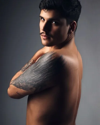 Zejdan photo 10, latino, athletic, black hair, 183 cm, 77 kg, Hong Kong