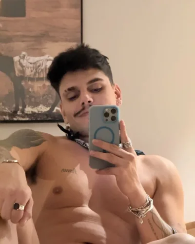Zejdan photo 11, latino, athletic, black hair, 183 cm, 77 kg, Hong Kong