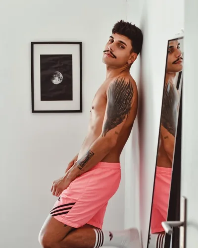 Zejdan photo 3, latino, athletic, black hair, 183 cm, 77 kg, Hong Kong