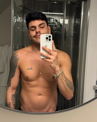 Zejdan photo 5, latino, athletic, black hair, 183 cm, 77 kg, Hong Kong