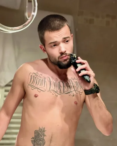 Travis photo 16, slavic, average, black hair, 168 cm, 58 kg, Hong Kong