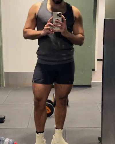 Antonio photo 20, latino, curvy, black hair, 178 cm, 81 kg, Hong Kong