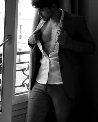 Antonio photo 3, latino, curvy, black hair, 178 cm, 81 kg, Hong Kong