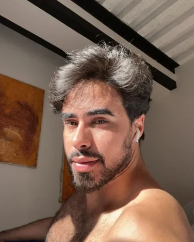 Antonio photo 30, latino, curvy, black hair, 178 cm, 81 kg, Hong Kong