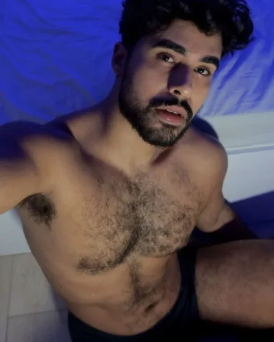 Antonio photo 41, latino, curvy, black hair, 178 cm, 81 kg, Hong Kong
